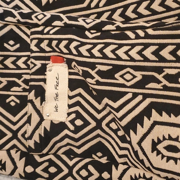 We The Free Black and White Tote Bag (13) - Picture 3 of 10